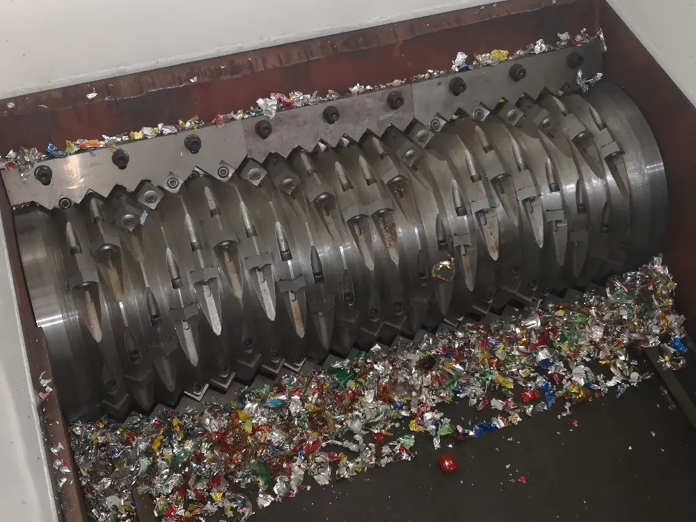 waste plastic film bag cans wood pallets lumps blocks shedder single shaft shredder machine for sale