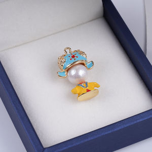 Collier pendentif perle d'eau douce Zhuji nouveau Design inspiré de la cité interdite classique à la mode diamant fête occasions religieuses - Product Image 4