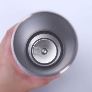 Vaso Personalizado de Acero Inoxidable 316 con Asa - Botella de Agua con Aislamiento al Vacío de Doble Pared para Gimnasio, Deportes y Regalos Promocionales - Product Image 4