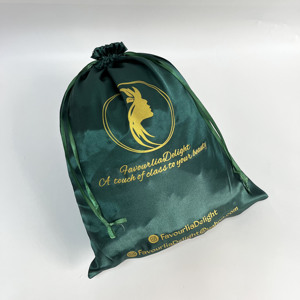 Bolsas de Satén Verde Oscuro con Cordón, Bolsas de Almacenamiento de Cabello de Seda de Lujo con Logotipo Impreso en Oro Personalizado, Bolsas de Regalo para Empaque - Product Image 5