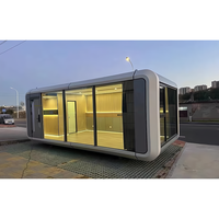 2024 Espagne Maison préfabriquée Shein 20 pieds 40 pieds Conteneur Cabine à deux étages Module de salle de bain Camp Maison avec escalier Cabine Apple