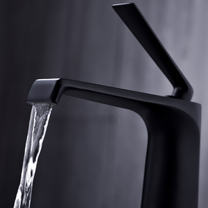 Cobre y latón baño <span class=keywords><strong>barato</strong></span> manija única mate negro <span class=keywords><strong>lavabo</strong></span> <span class=keywords><strong>grifo</strong></span> para baño <span class=keywords><strong>grifo</strong></span> <span class=keywords><strong>lavabo</strong></span> - Product Image 3