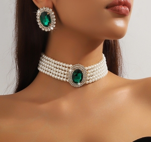 مجموعة قلادة لؤلؤ تقليد متعددة الطبقات أمريكية فخمة من الكريستال الهندسي مجوهرات عصرية لحفل الزفاف - Product Image 4