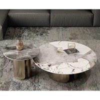 Table basse ronde en dalle de roche nordique simple, gain de place, avec matériau en bois écologique