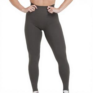 Leggings de yoga décontractés pour femmes, respirants, séchage rapide, taille mi-haute, sans coutures, logo et couleurs personnalisés, haute qualité, pour adultes - Product Image 1