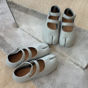 2026 New Women Ultra Soft Sheepskin <b>Split</b> <b>Toe</b> Flat <b>Shoes</b> Genuine Leather One-Strap Hollow Out Casual Flats - Product Image 4