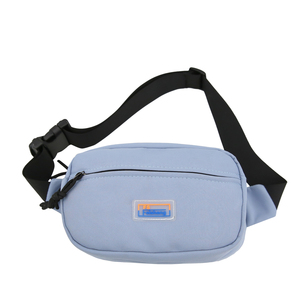 Sac banane en nylon recyclé, sac de taille écoresponsable, sac bandoulière, sac ceinture, personnalisable avec logo, fabrication usine - Product Image 1