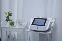 Dispositivo de Cuidado Facial 2 en 1 2026 con Agujas Aislantes para Eliminación de Cicatrices de Acné, Reafirmación, Tensado y Blanqueamiento de la Piel para Salón