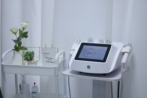 Dispositivo de Cuidado Facial 2 en 1 2026 <span class=keywords><strong>con</strong></span> Agujas Aislantes para Eliminación de Cicatrices de Acné, Reafirmación, Tensado y Blanqueamiento de la Piel para Salón - Product Image 2