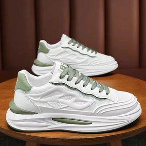 Zapatillas Casuales Blancas de Malla Gruesa para Hombre con Cordones, Punta Redonda, Transpirables, Estilo Caminar con Suela Gruesa - Product Image 4