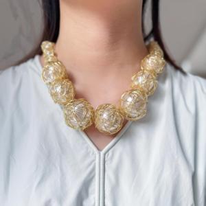 Collana Girocollo alla Moda <span class=keywords><strong>con</strong></span> Grandi <span class=keywords><strong>Perle</strong></span> d'Acqua Dolce e Filo Placcato Oro 18k, Set di Gioielli per Donne - Product Image 1
