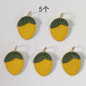 Porte-clés en cuir exquis et créatif, nouveau pendentif pour sac à main, ornement original avec personnalité - Product Image 6