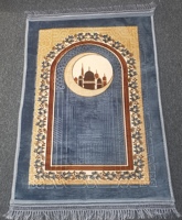 Tapis de prière musulman le plus vendu, lavable et rembourré, tapis de prière personnalisé pour la maison et les voyages