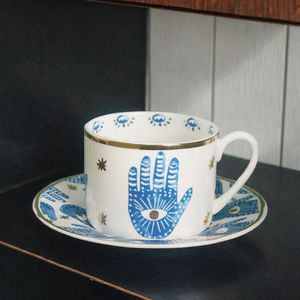 Ensemble de tasses à café en céramique à motif main de Hamsa avec bordure dorée et <span class=keywords><strong>soucoupe</strong></span> assortie pour des pauses-café à <span class=keywords><strong>la</strong></span> maison de style bohème et comme cadeau - Product Image 3