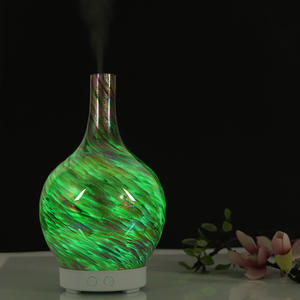 Humidificador de Aromaterapia con Luz de Siete Colores, Difusor Ultrasónico de Cerámica y Vidrio de 100 ml con Iluminación LED para Uso Doméstico - Product Image 5