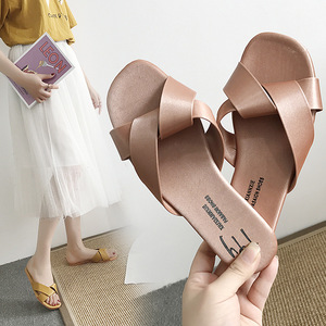 Sandalias Planas de Moda para Mujer, Ligeras, con Tiras Cruzadas, Trenzadas, en Colores Surtidos, Antideslizantes, Simples, Tipo Chanclas - Product Image 4