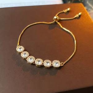 Bracelet trèfle à quatre feuilles vintage français tendance - Design élégant et minimaliste pour femmes - Product Image 3