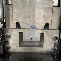 Machine de fabrication de plafond à grande vitesse pour les profilés C U utilisés pour les carreaux émaillés Matériau en acier Moteur Métal Stud Track Keel C Profile