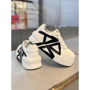 Scarpe Casual da Uomo Versatili Nuove di Tendenza per il Commercio Transfrontaliero, con Suola Spessa e Rialzo Interno, Comode e di Design (Modello Forrest G) - Product Image 1