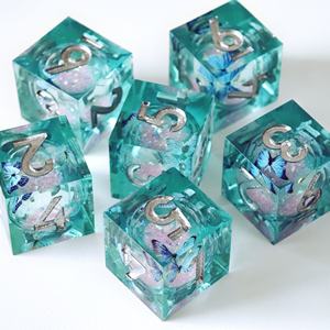 MINI PLANET Vente en gros de dés D6 personnalisés à cœur liquide en forme de papillon, dés à 6 faces faits à la main pour les jeux de rôle sur plateau, accessoires DND D6, cadeau - Product Image 2