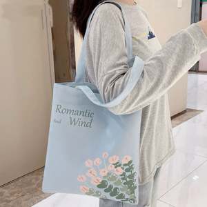 Sac fourre-tout en toile de coton biologique grand format avec poignée en corde de tissu recyclé écologique, imprimé avec un logo personnalisé, pour femmes - Product Image 3
