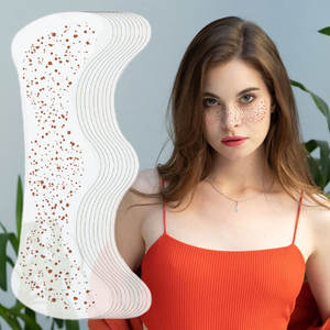 Vente en gros de patchs de maquillage temporaires pour tatouage de taches de rousseur, étincelles étincelantes métalliques, dorées, argentées et scintillantes - Product Image 6