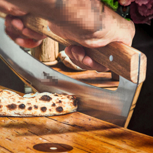 Cortador de <span class=keywords><strong>Pizza</strong></span> con Mango de Madera de Acacia y Cubierta de PP, Apto para Uso Alimentario - Product Image 2