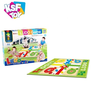 Tapete de Ajedrez Plegable de Plástico KSF para Niños, Uso Interior/Exterior, Tamaño Grande, Incluye Almacenamiento para Ajedrez y Damas, Juguete Educativo Temprano - Product Image 1