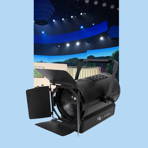 Projecteur de scène LED COB 300 Watts avec contrôle <span class=keywords><strong>DMX</strong></span>, faisceau lisse et réglable pour utilisation en studio - Product Image 4