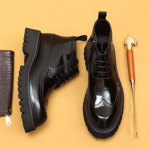 Bottes à tige haute pour homme, à semelle épaisse, en cuir verni brillant, style britannique, en cuir de vache véritable - Product Image 6
