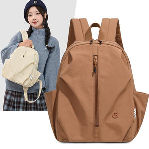 กระเป๋าเป้สะพายหลังแฟชั่นใหม่คุณภาพสูง กระเป๋ากีฬาลำลองขนาดเล็ก ความจุมาก กระเป๋าไนลอนสำหรับกีฬากลางแจ้ง - Product Image 1