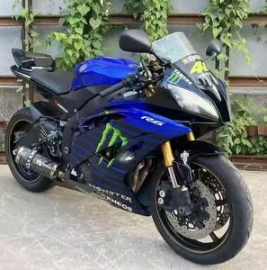 Motocicleta Deportiva Yamaha YZF-R6 <span class=keywords><strong>de</strong></span> 599cc, Cuatro Cilindros en Línea, EFI, YCC-I, Cambio Rápido, ABS, Refrigeración Líquida, Alta Potencia - Product Image 5