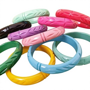 Nouveau bracelet coloré en céramique bleue et résine sculptée, motif étoiles et flèches blanches, fait main, qualité supérieure, style classique unisexe - Product Image 2