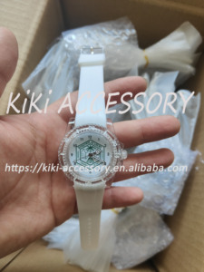 Montre Personnalisée en Silicone Montre Personnalisée à Personnaliser Hommes Femmes Quartz Sport Montre-Bracelet Personnalisée Impression Photo - Product Image 5
