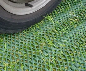 Bán buôn tùy chỉnh 1000gsm nhựa phẳng bảo vệ gia cố cỏ Turf bảo vệ lưới