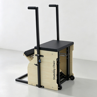 Chaise Wunda réglable en bois d'érable avec poignées de stabilité et ressorts pour studio de Pilates