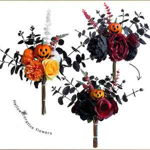 Ramo de calabazas de estilo gótico atado a mano para Halloween, flores artificiales negras y rojas para decoración de fiestas, hogar y escritorio. - Product Image 5
