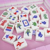 Jeu de Mahjong américain de luxe personnalisé en acrylique rose, 166 pièces, avec table de jeu portable