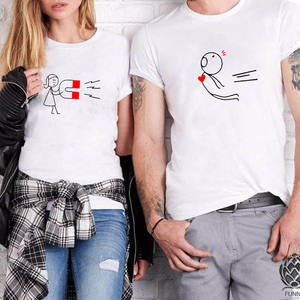 <span class=keywords><strong>Ropa</strong></span> a juego con estampado de patrón encantador <span class=keywords><strong>para</strong></span> el día de San Valentín Diseño de camisas de pareja de alta calidad con mangas cortas <span class=keywords><strong>para</strong></span> amantes - Product Image 2