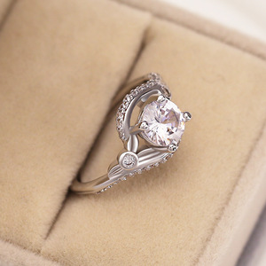Anello Rotondo in Cristallo per Donne, Tono Argento, Minimalista, per Uso Quotidiano e Feste, Accessorio di Moda - Product Image 3