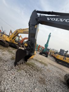 Excavadora Hidráulica Usada Volvo EC40 de 24 Toneladas, 90% Nueva, con Bomba de Motor Volvo, Capacidad de Cucharón de 1.45m, Modelo 2023, Potencia de 125KW - Product Image 4