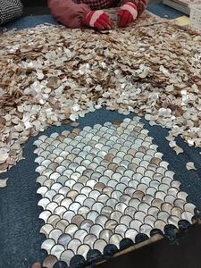 Mosaico de Mármol con Forma de Escama de Pescado, Decoración de Azulejos de Nácar para Proyectos de Paredes de Baños y Salas de Estar de Hoteles - Product Image 4