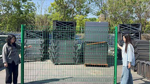 Panel de valla 3D soldado curvado fácilmente ensamblado para paneles de valla de jardín de metal para exteriores paneles de valla de malla de alambre 3D - Product Image 2