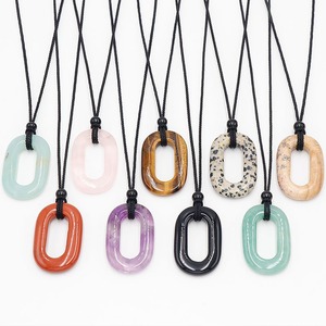 Anillo en forma de O, <span class=keywords><strong>collar</strong></span> con colgante de piedras preciosas de donut de cristal curativo, <span class=keywords><strong>amuleto</strong></span> curativo, <span class=keywords><strong>amuleto</strong></span> de la suerte, <span class=keywords><strong>collar</strong></span> de piedra de ágata de Jade de <span class=keywords><strong>cuarzo</strong></span> <span class=keywords><strong>rosa</strong></span> - Product Image 1