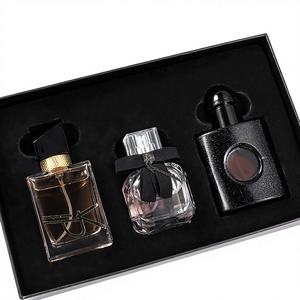 Perfume en Aerosol para Mujer Small Town Yixiang, Fragancia Duradera, Reversal Paris, Sin Agua, Caja de Regalo Black Crow, Venta al por Mayor Regular - Product Image 1