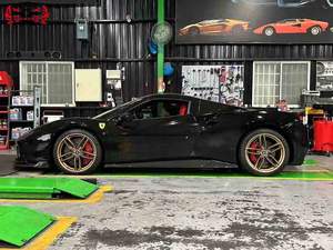 <span class=keywords><strong>Prix</strong></span> de gros, jupes latérales en fibre de carbone sèche de style V, diffuseur arrière, spoiler, pièces de carrosserie, kit carrosserie pour <span class=keywords><strong>Ferrari</strong></span> 488 GTB Sports - Product Image 4