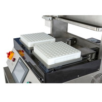 Machine de remplissage pharmaceutique pour petite bouteille en verre de flacon Machine de remplissage d'ampoule 5 têtes 2 plateaux eau haute précision