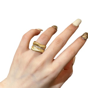 2026 Ensemble de bijoux de doigt de luxe léger italien, bague en strass motif feuille de <span class=keywords><strong>bananier</strong></span> brossée, style rétro palais élégant et haut de gamme - Product Image 5