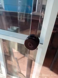 Connecteur d'angle <span class=keywords><strong>en</strong></span> verre <span class=keywords><strong>en</strong></span> acier inoxydable 304/316 personnalisé au design moderne, <span class=keywords><strong>pince</strong></span> pour porte <span class=keywords><strong>en</strong></span> verre, miroir poli - Product Image 3