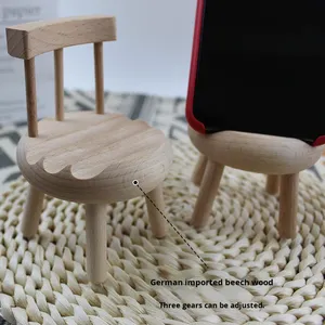 Vente en gros de tabourets de chaises en bois de hêtre massif Support pour téléphone portable Tiktok Creative Lazy Tablet Stand Office Decor Accessories - Product Image 2
